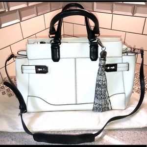 Rafe New York Roopal Sassolin Satchel. 💰Dropped